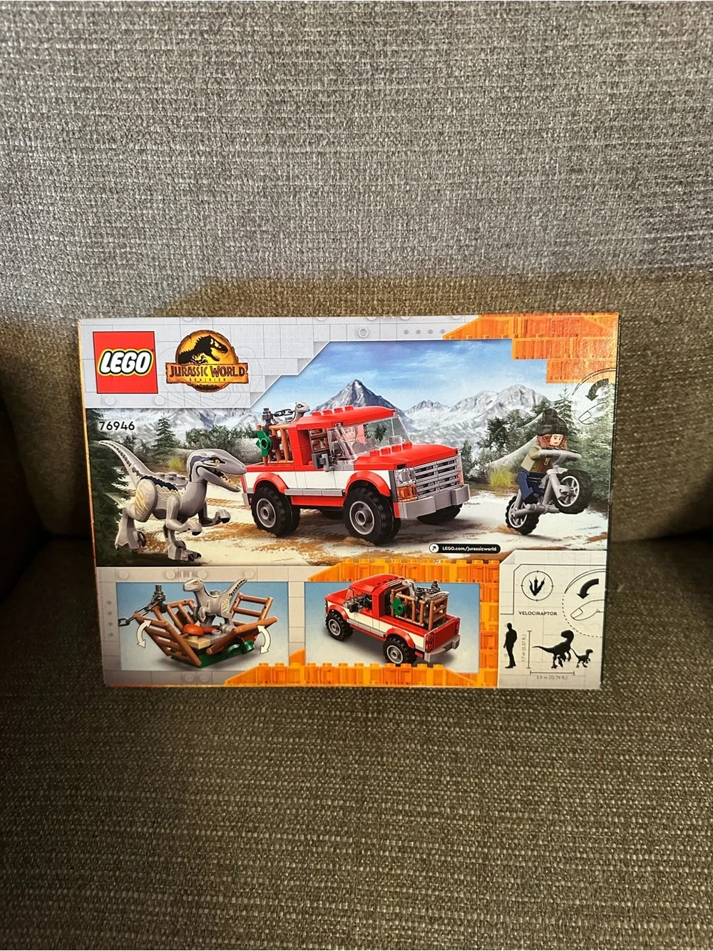LEGO Jurassic World Red & White Pickup with Velociraptor Figures